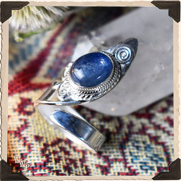 LIMITED EDITION : BLUE KYANITE 'FLOW' RING. For Channeling, Throat Chakra & Meditation. Sterling Silver (SKU: MB33K)