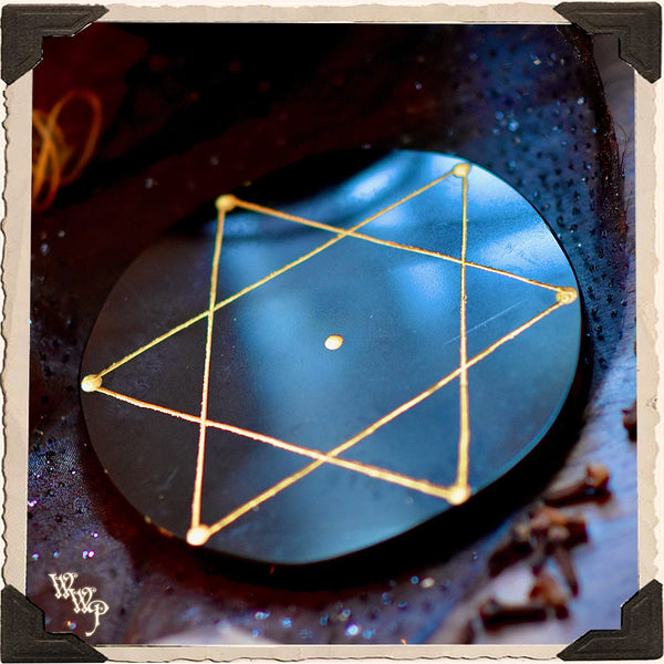 BLACK AGATE & APOPHYLLITE CRYSTAL GRID SLAB. For Scrying & Energy Generators. White Witch Parlour