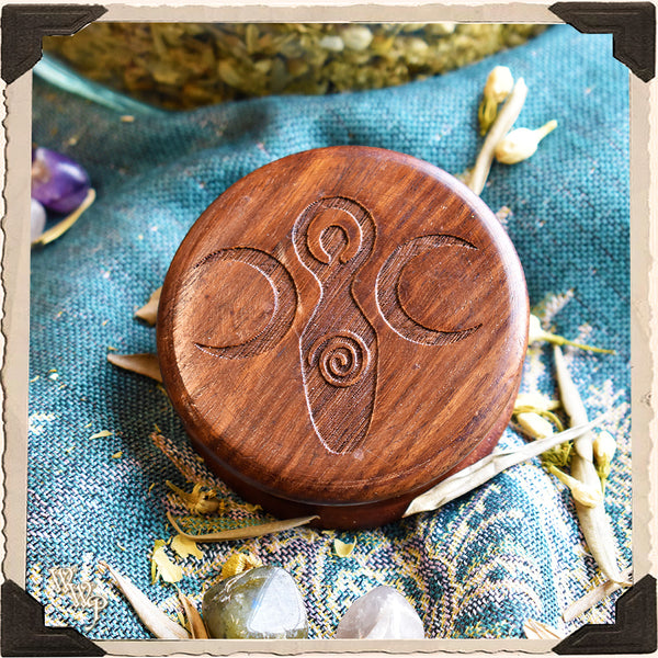 GODDESS HERB GRINDER. Wooden Box for Grinding Herbal Blends. –