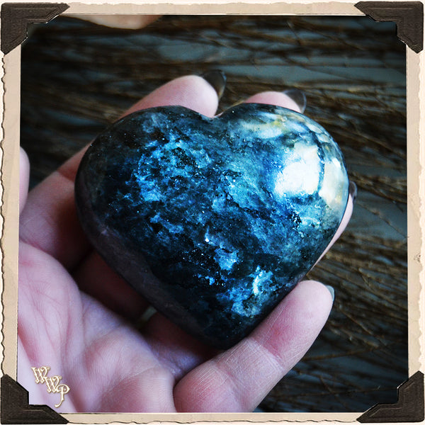 LARVIKITE CRYSTAL HEART. Black Moonstone For Meditation, Spiritual Connections & Earthly Healing. White Witch Parlour