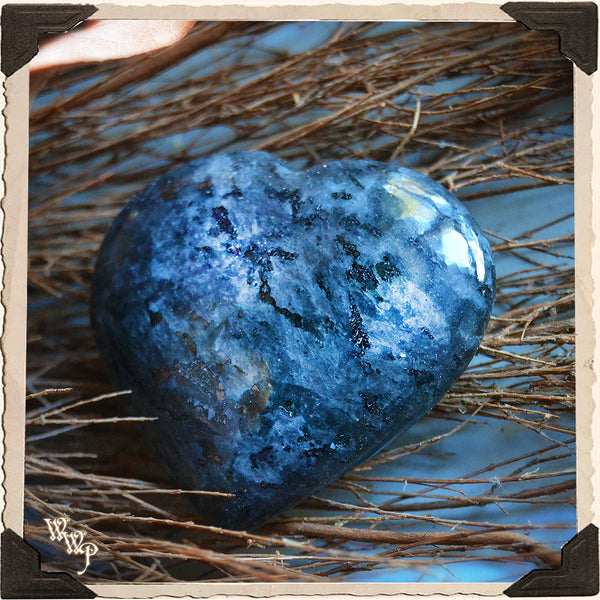 LARVIKITE CRYSTAL HEART. Black Moonstone For Meditation, Spiritual Connections & Earthly Healing.