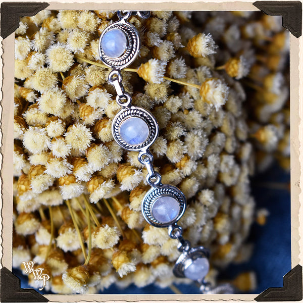 RAINBOW MOONSTONE CRYSTAL BRACELET. For Feminine energies & Lunar Cycles (SKU: MSB52)
