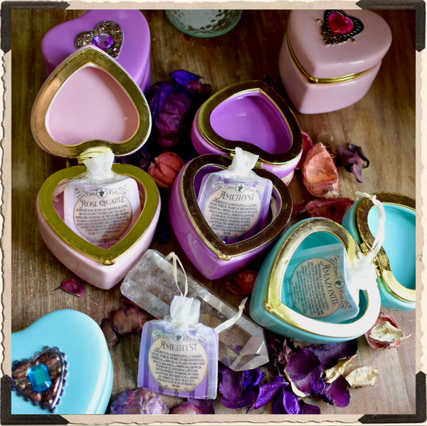 HEART TRINKET JEWELRY BOX. Witches Crystals & Potions Keepsake Box. White Witch Parlour