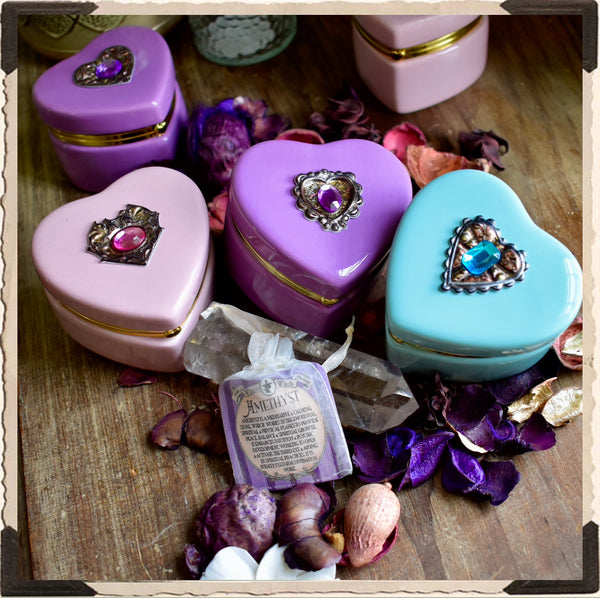 HEART TRINKET JEWELRY BOX. Witches Crystals & Potions Keepsake Box. White Witch Parlour
