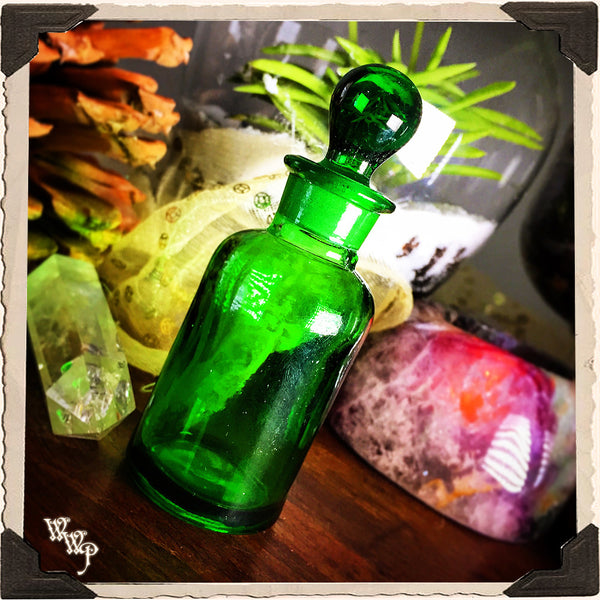 DISCONTINUED: GREEN GLASS APOTHECARY BOTTLE. 1oz. For Vintage Altar Decor, Potions, Herbs.