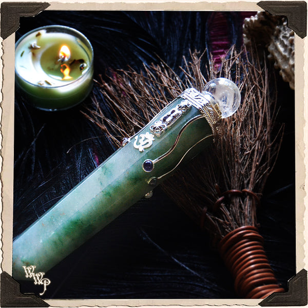 GREEN AVENTURINE CRYSTAL CHAKRA WAND. For Harmony & Generating Power from the Heart.