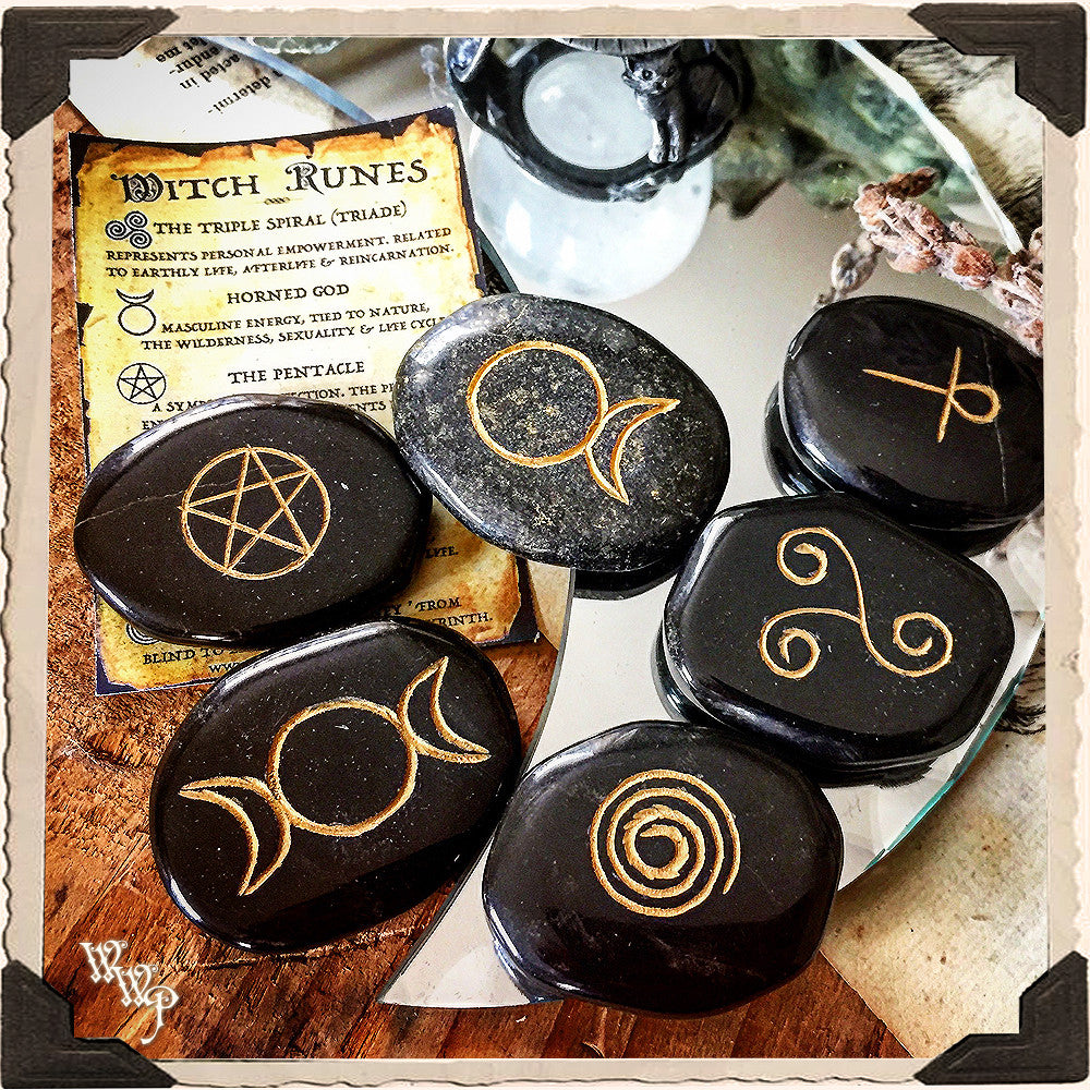 WITCHES BLACK JASPER RUNE & SCRYING SET. For Divination & Fortune Tell ...
